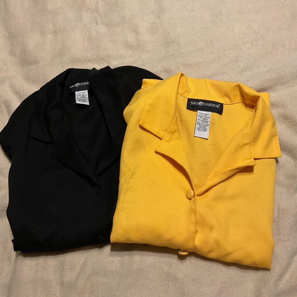 Sag Harbor Shirt Womens Medium Black Yellow Button Short Sleeve‎ Blouse Lot Of 2